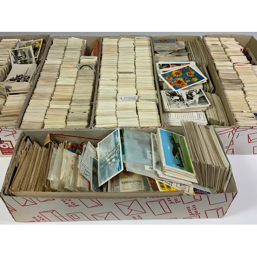 440 - TRADE & CIGARETTE CARDS, A LARGE COLLECTION OF ASSORTED CARDS IN 6 TRAYS,