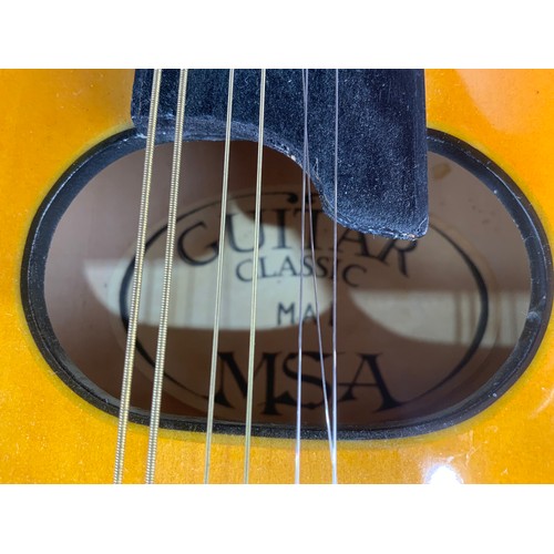 232 - MSA M A 1 MANDOLIN GUITAR CLASSIC IN SOFT CASE