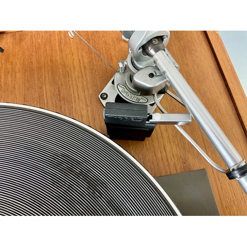 171 - GARRARD 401 TURNTABLE WITH SME 3009 TONE ARM. NOTE: This item is a PAT Test failure due to incorrect... 