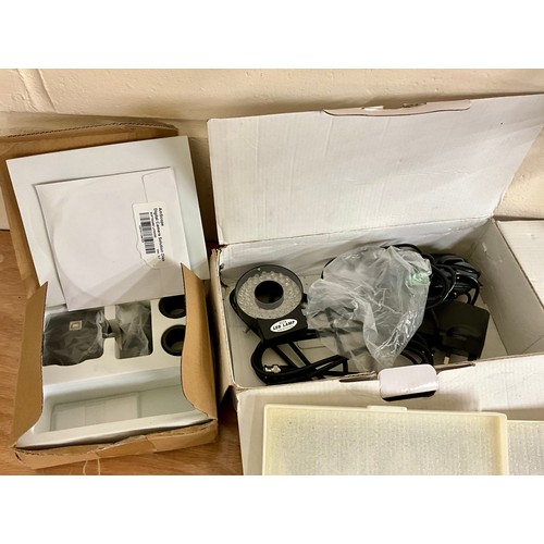 161 - BOXED AMSCOPE T490B-EUL LABORATORY TRINOCULAR MICROSCOPE T/W BOXED DIGITAL CCD SCOPE CAMERA AND TWO ... 