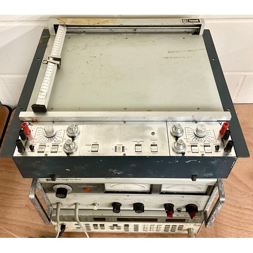 143 - HP SIGNAL GENERATOR AND VECTOR VOLTMETER T/W A FARNELL X/Y ELECTRONIC RECORDER. NOTE: The FARNELL X/... 