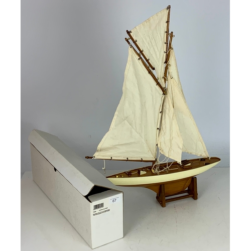 67 - A BOXED NAUTICALIA AMERICA CUP MODEL, APPROX 42 CM