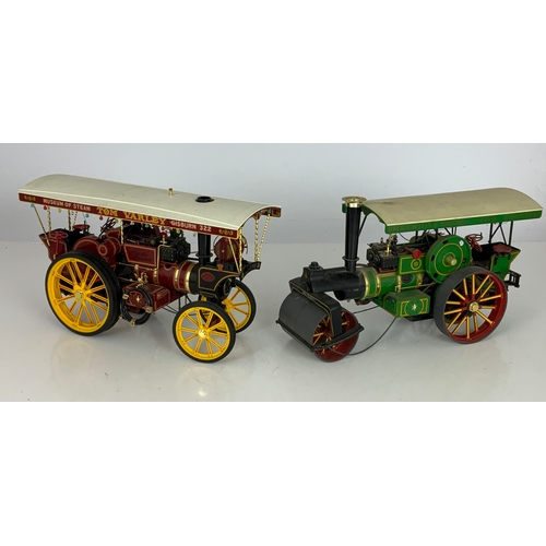 68 - TWO PLASTIC MADE TRACTION ENGINE KITS, SHOWMANS & AGRICULTURAL ENGINES, APPROX 30 CM LONG.