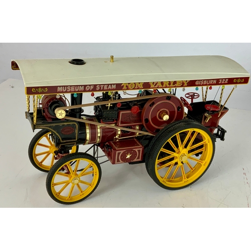 68 - TWO PLASTIC MADE TRACTION ENGINE KITS, SHOWMANS & AGRICULTURAL ENGINES, APPROX 30 CM LONG.