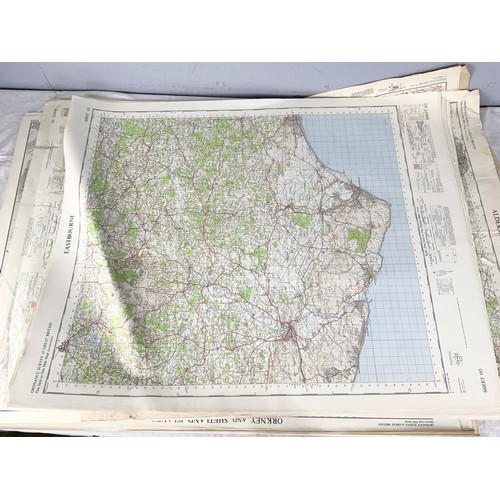 384 - LARGE QUANTITY ORDNANCE SURVEY / REFERENCE MAPS  MANY ONE INCH TO A MILE SCALE