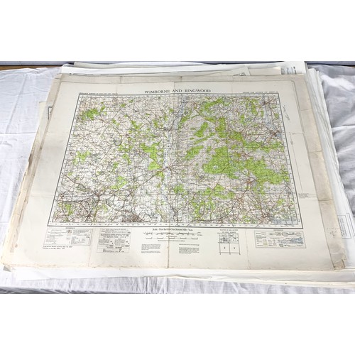 392 - LARGE QUANTITY OF ORDNANCE SURVEY MAPS