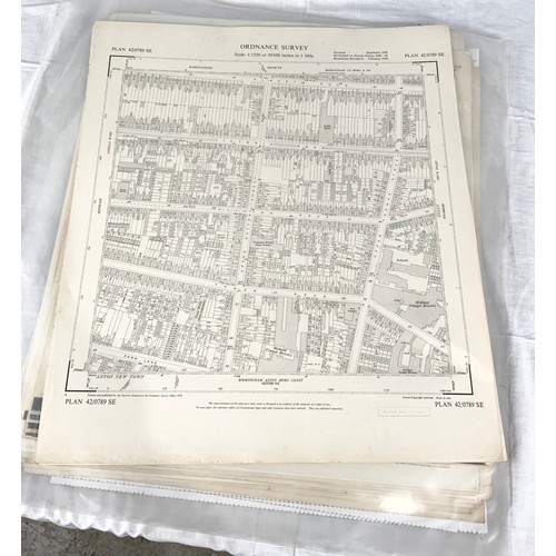 400 - LARGE QUANTITY OF ORDNANCE SURVEY MAPS