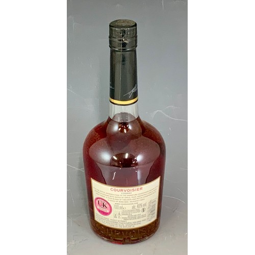 79 - COURVOISIER VS COGNAC 700ML