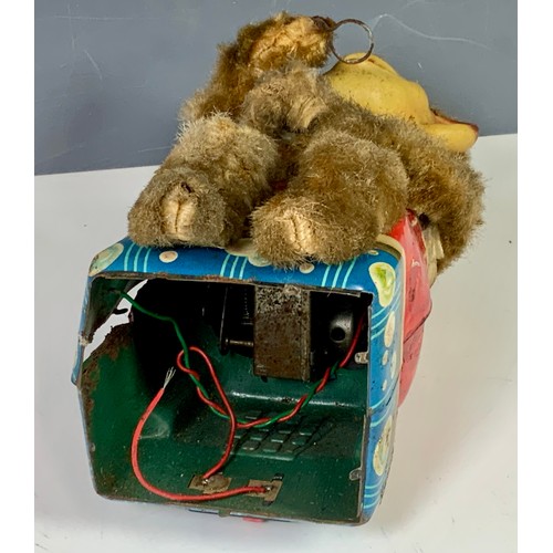 47 - JAPANESE TIN PLATE BATTERY OPERATED AUTOMATION MONKEY, a/f