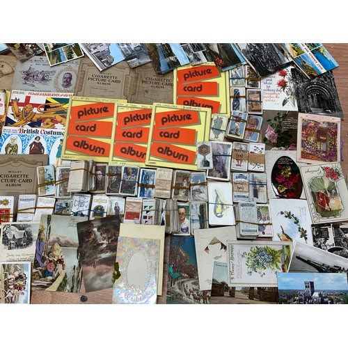 469 - CIGARETTE & TRADE CARDS, MOSTLY PART SETS, PLUS VARIOUS PENNY ALBUMS , MOST EMPTY, SOME WITH SPARCE ... 