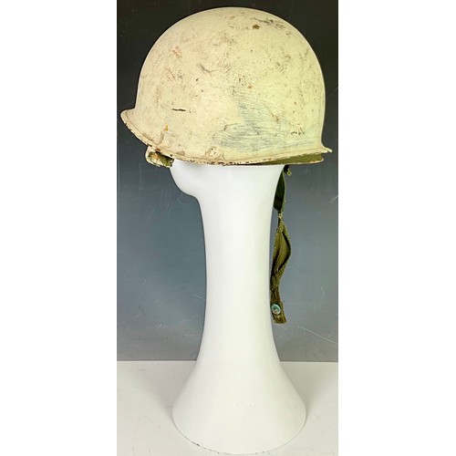 5 - US WWII TYPE MILITARY HELMET HAVING VIETNAM ERA FIBRA LINER WITH ADJUSTABLE HEADBAND DATED 74, REPAI... 