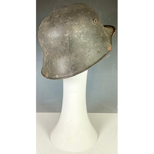 6 - IMPERIAL GERMAN 1915 PATTERN STEEL HELMET, NO LINER