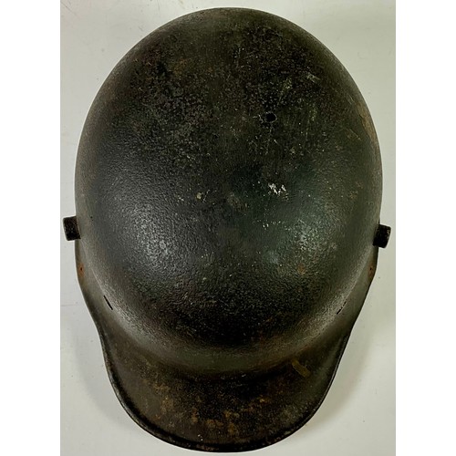 6 - IMPERIAL GERMAN 1915 PATTERN STEEL HELMET, NO LINER