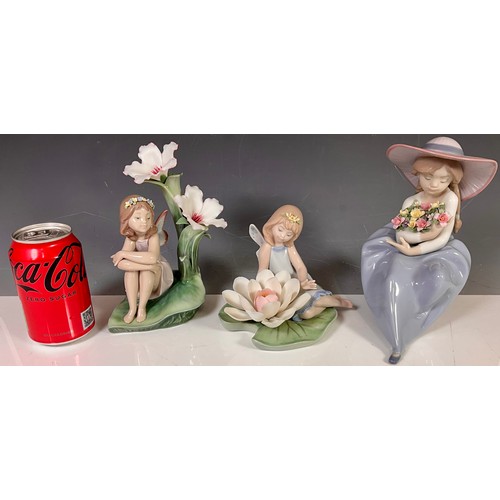 101 - 3 LLADRO FIGURINES, REF. NOS. 06645 LAKESIDE DAYDREAM, 05862 FRAGRANT BOUQUET, AND 06644 LILLYPAD LO... 