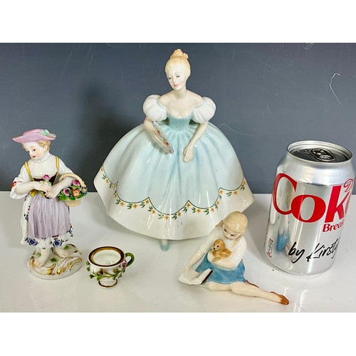 116 - ROYAL DOULTON FIRST DANCE AND MY PET FIGURINES T/W A MEISSEN FLOWER GIRL FIGURINE AND CUP