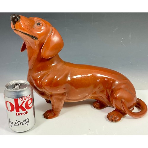 124 - LARGE BESWICK ‘FIRESIDE’ DACHSHUND FIGURE, 1 OTHER BESWICK DACHSHUND, COOPERCRAFT DITTO AND MODEL OF... 