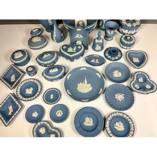 141 - COLLECTION OF BLUE WEDGWOOD JASPER WARE TRINKET BOXES, PIN DISHES, VASES AND OTHER ITEMS