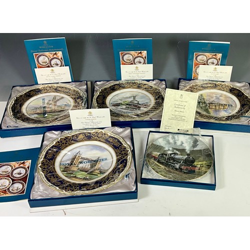 153 - BOXED LTD ED. ROYAL WORCESTER VICTORIAN ACHIEVEMENTS CABINET PLATES WITH COA (4) T/W A BOXED ROYAL W... 