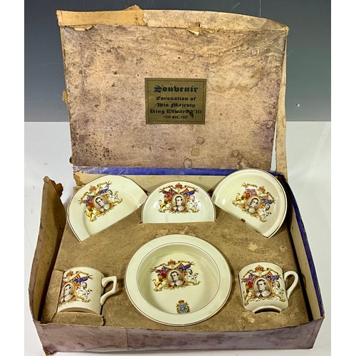 171 - BOXED EDWARD VIII SET OF CORONATION CHINA