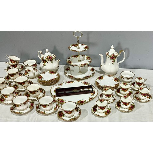 175 - ROYAL ALBERT OLD COUNTRY ROSES TEA AND COFFEE SERVICE