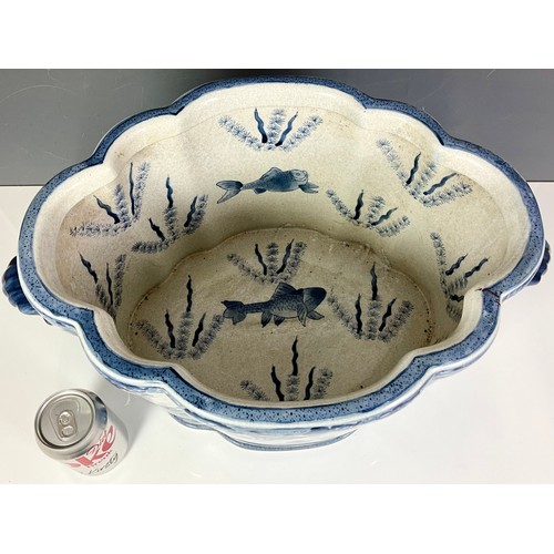 187 - ORIENTAL PORCELAIN FOOT BATH