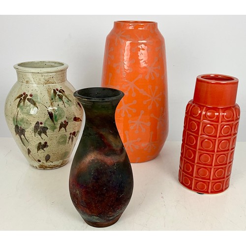 199 - FRED BRAMHAM AND DOROTHY GORST KERSEY STUDIO POTTERY VASE, COPPER FUMED RAKU POT BY PAT ARMSTRONG, D... 