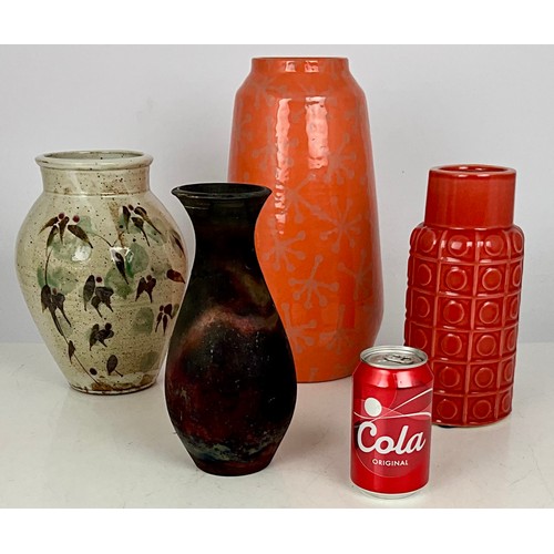 199 - FRED BRAMHAM AND DOROTHY GORST KERSEY STUDIO POTTERY VASE, COPPER FUMED RAKU POT BY PAT ARMSTRONG, D... 