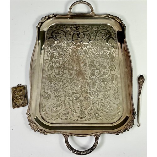 292 - VINERS ALPHA PLATE TRAY, SILVER HANDLED BUTTON HOOK AND MINIATURE CHATELAINE NOTEPAD