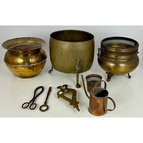 330 - COLLECTION OF BRASS AND COPPER PLANTERS, WATERING CANS, A TRIVET, POKER AND TONGS