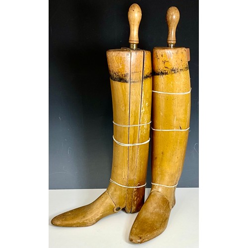 352 - PAIR OF WOODEN BOOT LASTS AND A BED TRAY