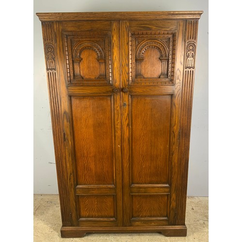 596 - OAK CUPBOARD / WARDROBE WIDTH 104cm, 168cm TALL