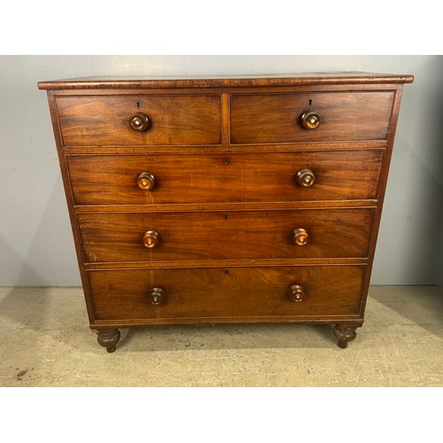 591 - MAHOGANY CHEST OF 2 OVER 3 GRADUATED DRAWERS ON TURNED FEET WIDTH 116cm