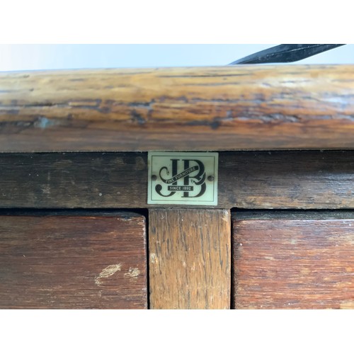 599 - JB FURNITURE OAK DESK / TABLE WITH 2 DRAWERS approx. 138 X 76 X 77 cm