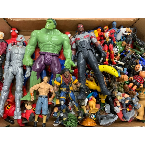 71 - LARGE TRAY OF VARIOUS ACTION FIGURES, WWE, HULK, SPIDERMAN, DENNIS THE MENACE ETC, A VARIED COLLECTI... 