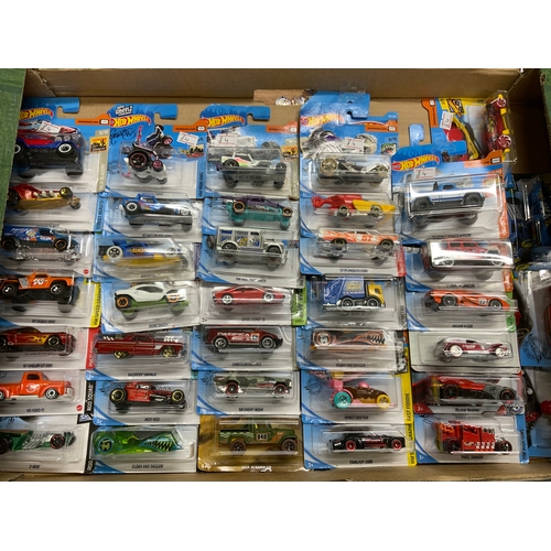 186 - DIE CAST MODELS, HOT WHEELS, 72 SEALED MODELS