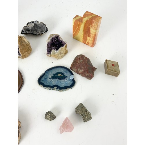 376 - MIXED SPECIMEN ROCKS & MINERALS POSSIBLY AMETHYST STONE ETC