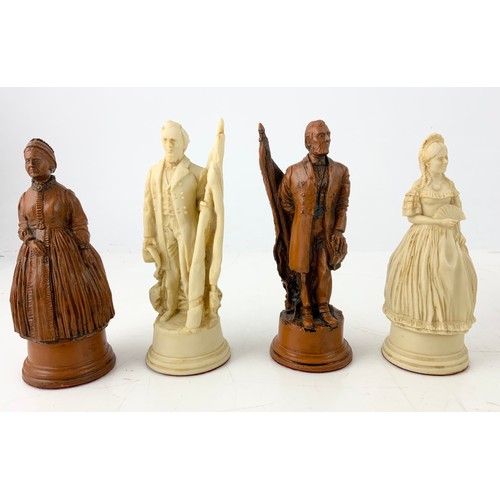 383 - BOXED MASCOT AMERICAN CIVIL WAR CHESS SET  DESIGNED BY GEORGE PITMAN -HOOKER KING  15.5cm WITH CERTI