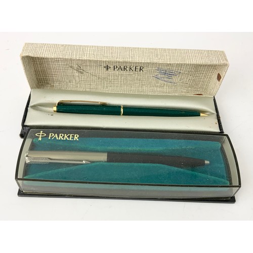 385 - 2 BOXED PARKER PAPER PENS PLUS VINTAGE FOUNTAIN PENS AND PENCILS