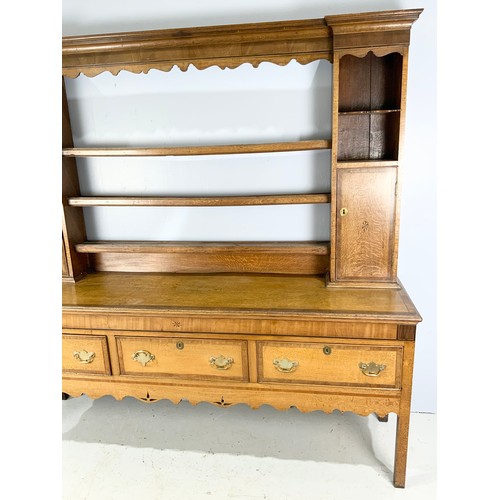 714 - IMPRESSIVE LANCASHIRE OAK DRESSER WITH PLATE RACK WIDTH 201cm, 201cm TALL