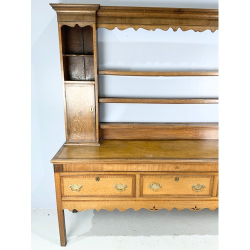 714 - IMPRESSIVE LANCASHIRE OAK DRESSER WITH PLATE RACK WIDTH 201cm, 201cm TALL