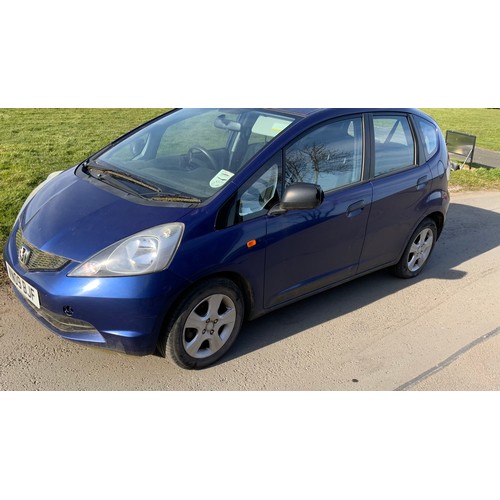 2 - HONDA JAZZ I-VTEC SE 5 DOOR PETROL HATCHBACK 1.2L VN09 BJF, MOT expired 9th November 2023, mileage a... 