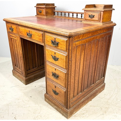 688 - VICTORIAN OAK TWIN PEDESTAL DESK WITH LEATHER INSERT WIDTH 108cm