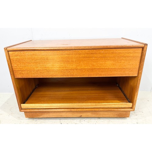 724 - LATE CENTURY TV UNIT WIDTH 85cm