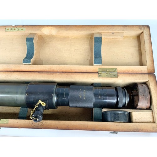 55 - CASED ROSS LONDON  NO 66427 PATENT  MILITARY, POSSIBLY NAVAL GUNSIGHT/TELESCOPE APPROXIMATELY 73cm L... 