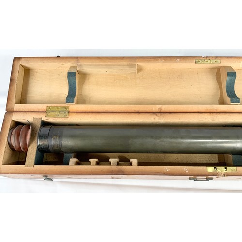 55 - CASED ROSS LONDON  NO 66427 PATENT  MILITARY, POSSIBLY NAVAL GUNSIGHT/TELESCOPE APPROXIMATELY 73cm L... 