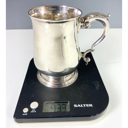 299 - GEORGIAN BALUSTER TANKARD HALLMARKED LONDON 1777 12.5cm TALL 433g