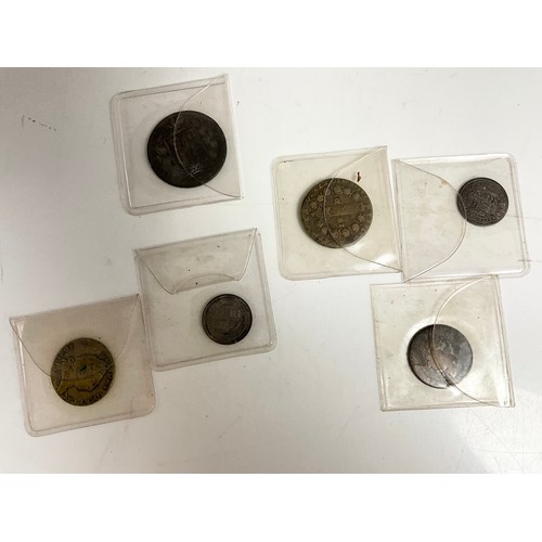 341 - MIXED BRITISH COINS WITH  CROWNS AND SILVER THREEPENCES , INTERESTING COINS  IN CASES ETC