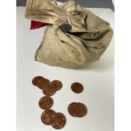 345 - 11.5KG OF OLD PENNIES IN BANK BAG APPEAR UNCIRCULATED 1967