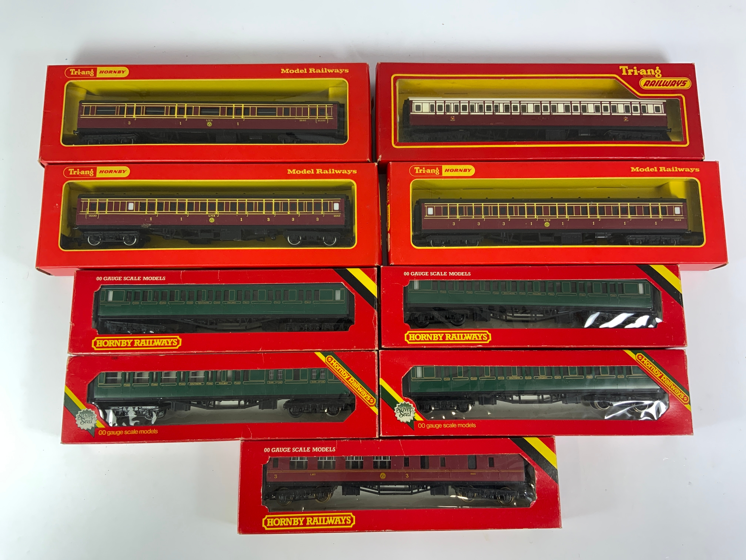 HORNBY, 4 X BOXED SOUTHERN RAILWAY COACHES, R431 X2, R432 X2, LMS 57 ...