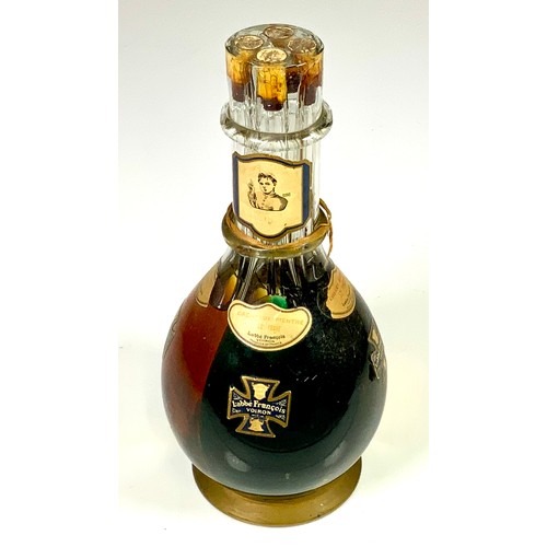 Lot 11        